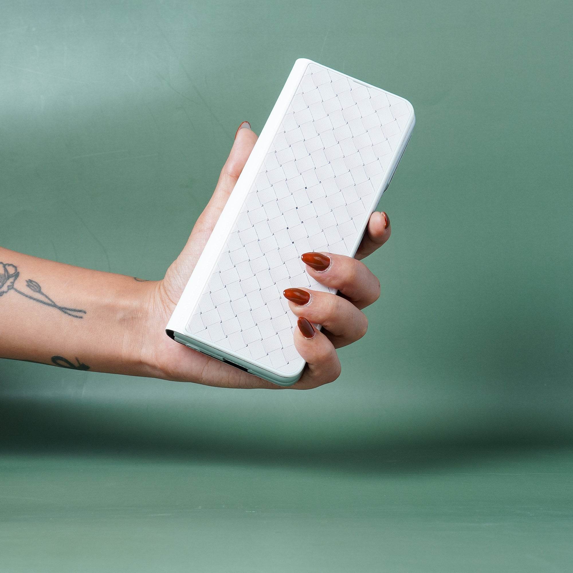 Galaxy Z Fold4 Grid Weaving Pattern Glass Flip Case - Million Cases