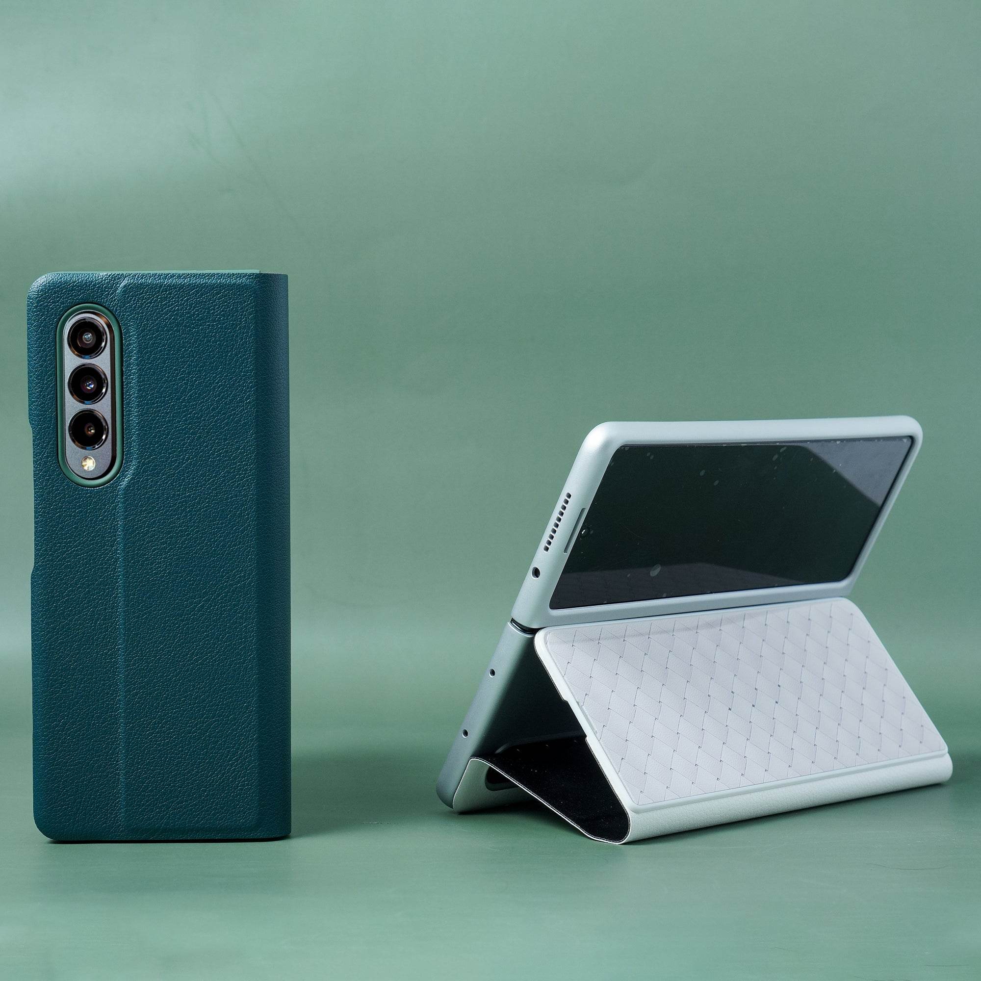 Galaxy Z Fold4 Grid Weaving Pattern Glass Flip Case - Million Cases