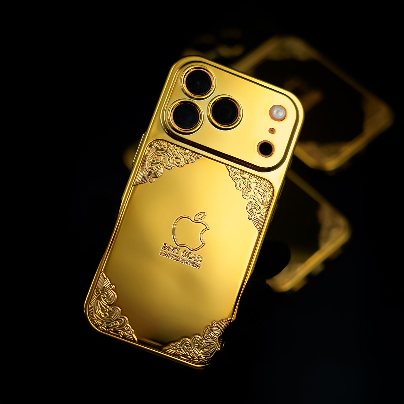 iPhone 17 Series Noble Essence Glanz 24KT Artisan Case