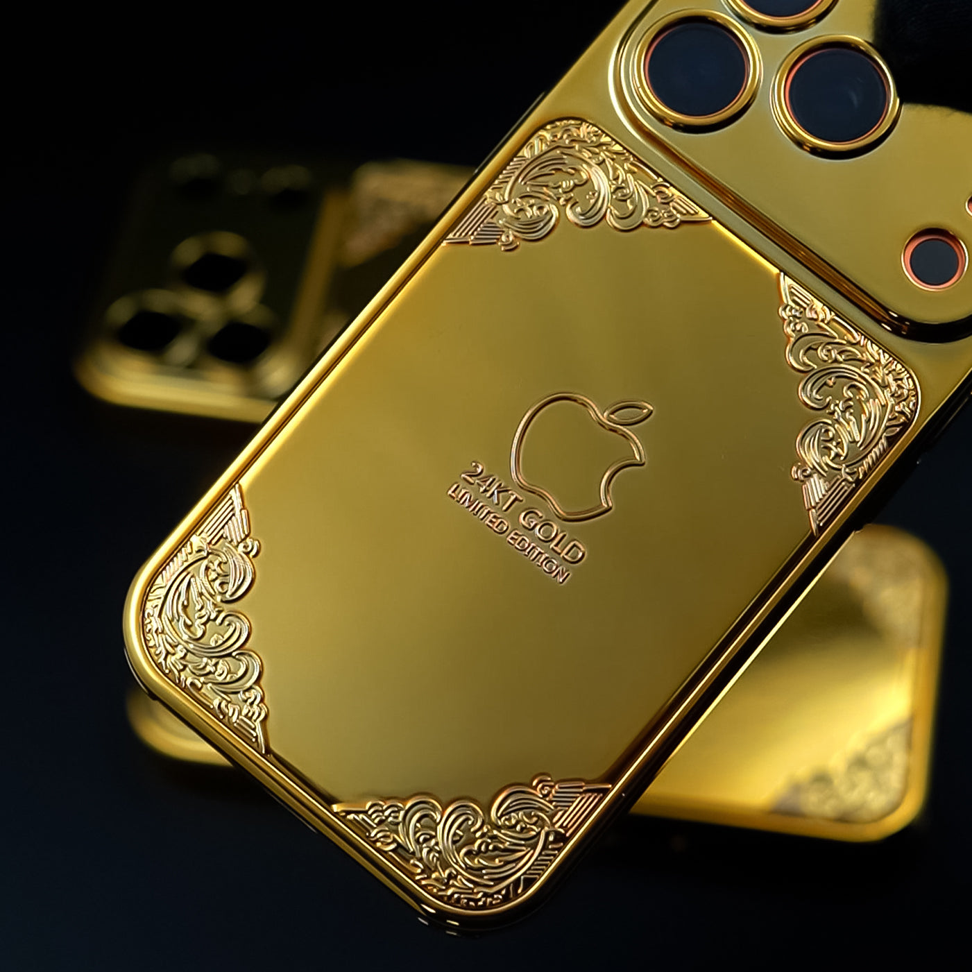 iPhone 17 Series Noble Essence Glanz 24KT Artisan Case